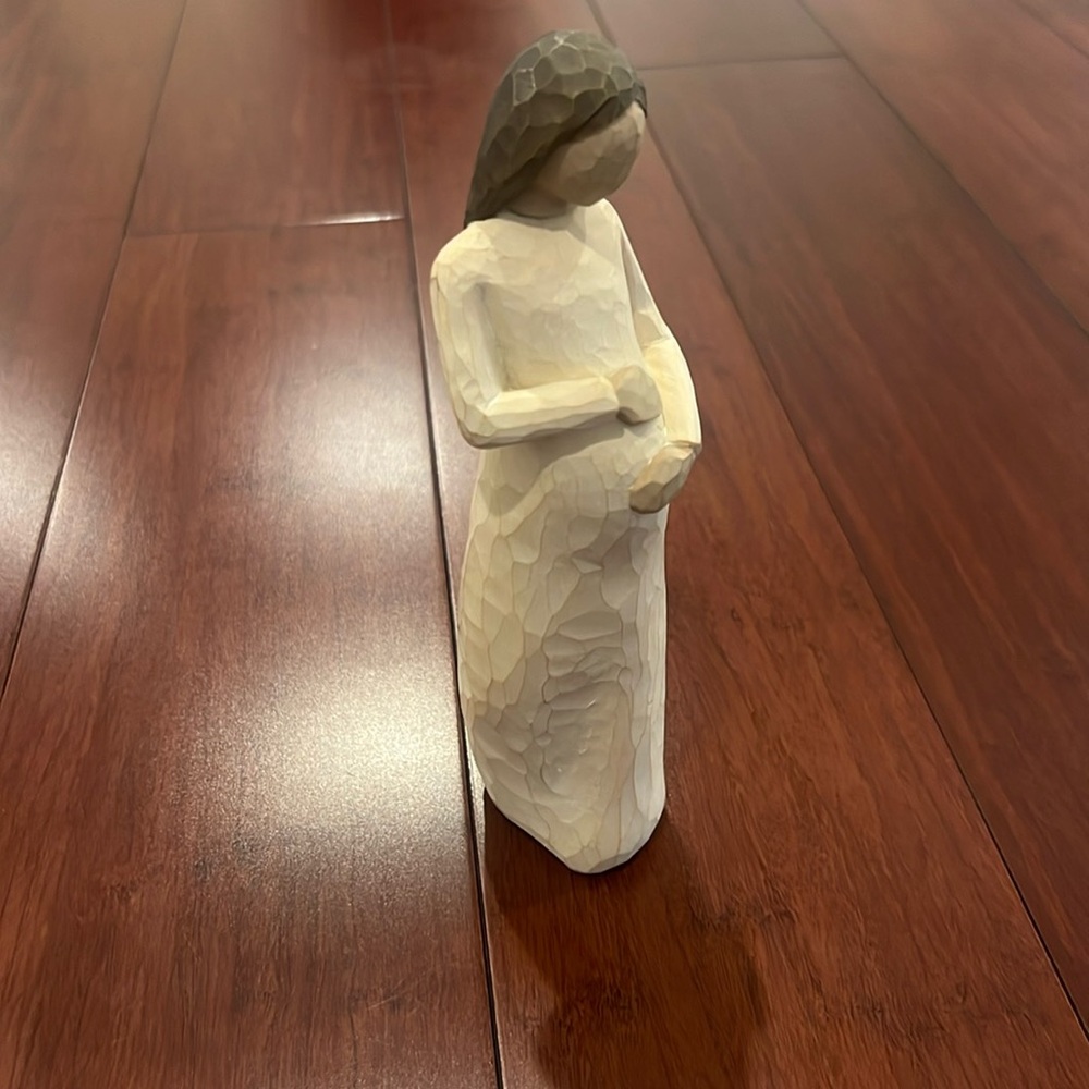 Willow Tree “Cherish” figure (Pregnancy)